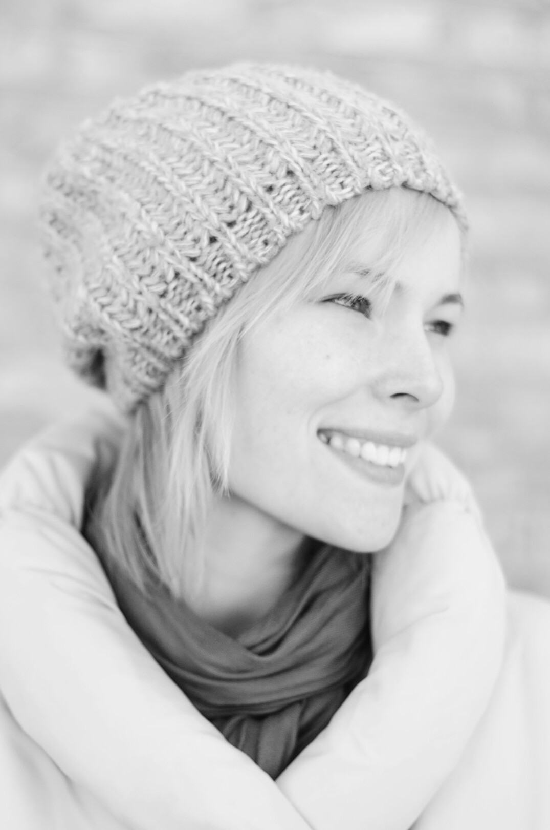 Portrait of a smiling woman in her thirties